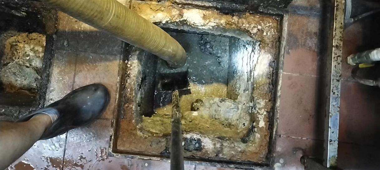 隆昌污水池清理一般都有毒气，怎么预防中毒呢？